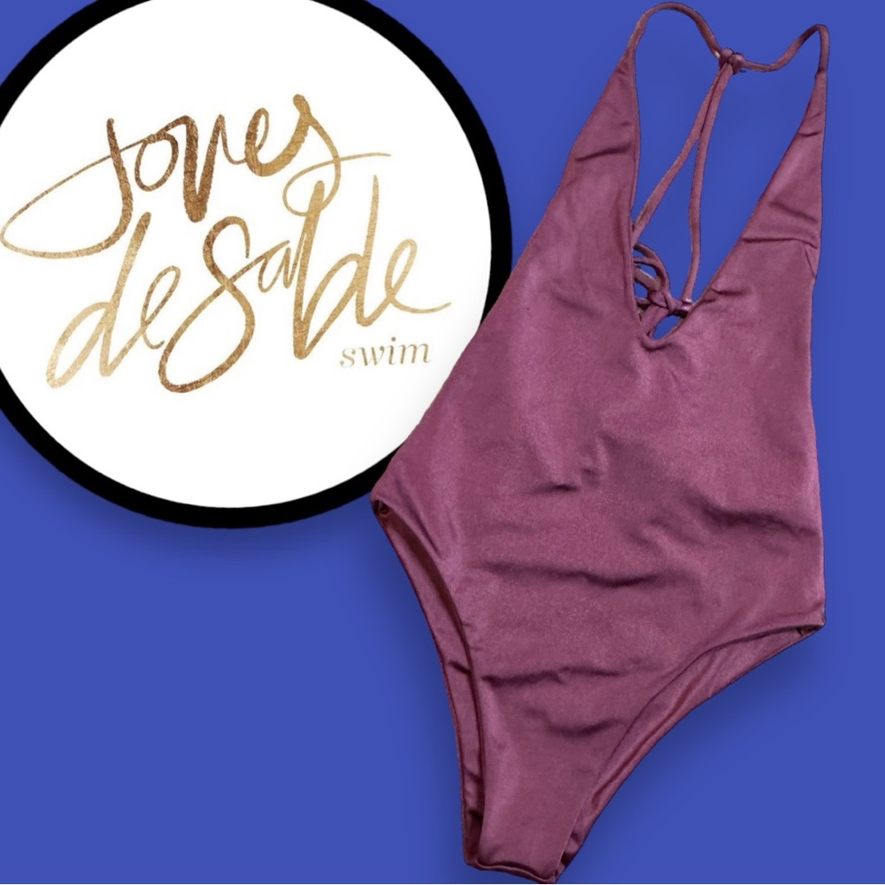 NWOT Jouse De Sable X REVOLVE Amber One Piece in metallic light plum. Size XS 🌴